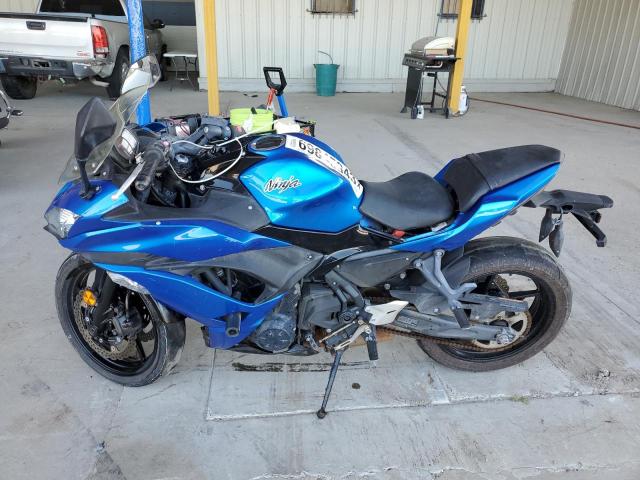 JKAEXEJ13JDA03018 - 2018 KAWASAKI EX650 J ლურჯი ფოტო 9