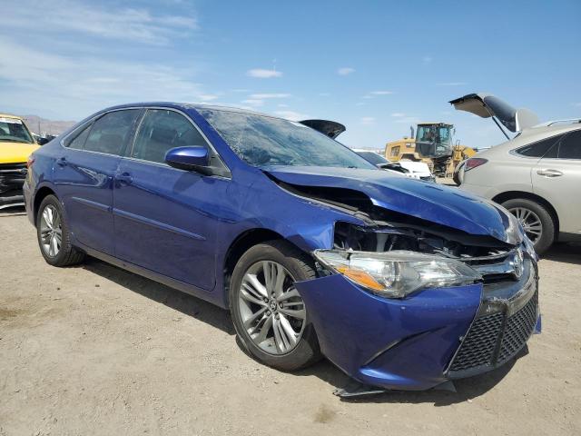 4T1BF1FK5FU964953 - 2015 TOYOTA CAMRY LE BLUE photo 4