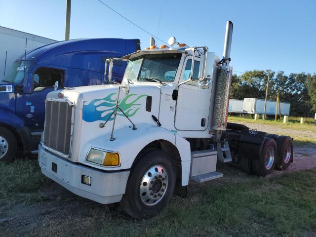 1XPGDU9X35N874734 - 2005 PETERBILT 385 WHITE photo 2