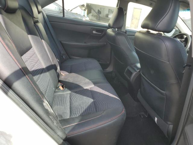 4T1BF1FK3FU985722 - 2015 TOYOTA CAMRY LE WHITE photo 10