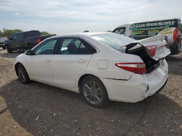 4T1BF1FK3FU985722 - 2015 TOYOTA CAMRY LE WHITE photo 2