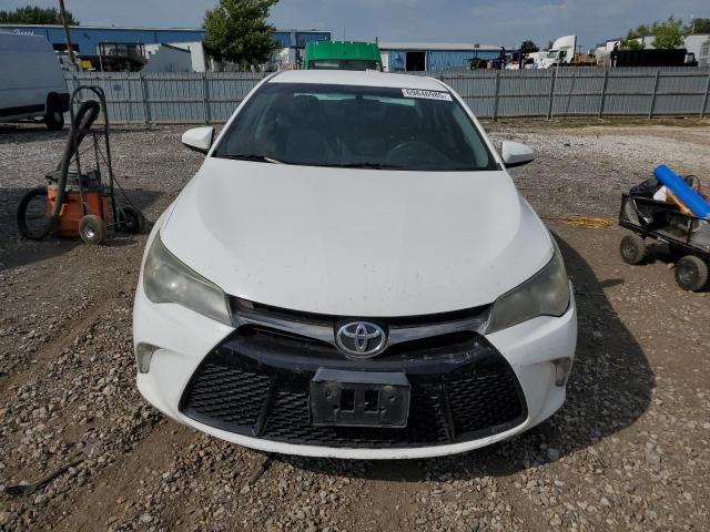 4T1BF1FK3FU985722 - 2015 TOYOTA CAMRY LE WHITE photo 5
