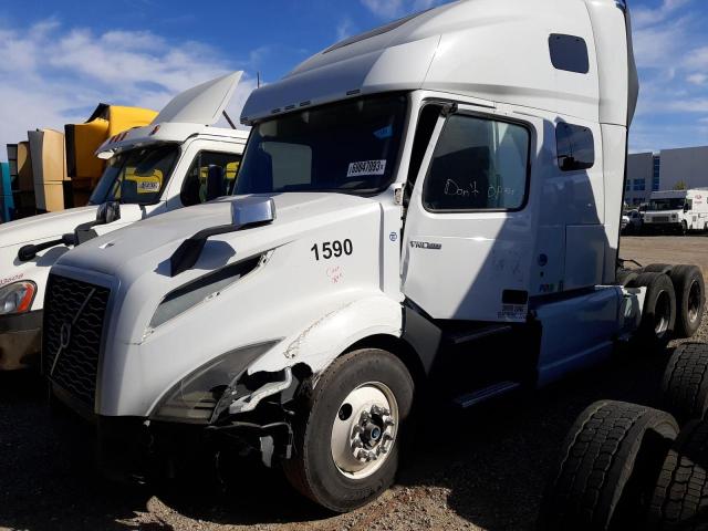 4V4NC9EH4KN217433 - 2019 VOLVO VN VNL WHITE photo 2