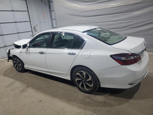 1HGCR2F78HA270135 - 2017 HONDA ACCORD EX თეთრი ფოტო 2