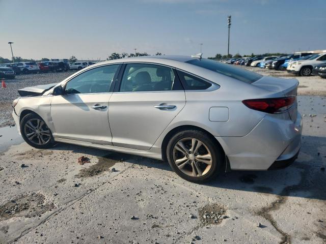 5NPE34AF9KH814659 - 2019 HYUNDAI SONATA LIMITED Srebrny zdjęcie 2