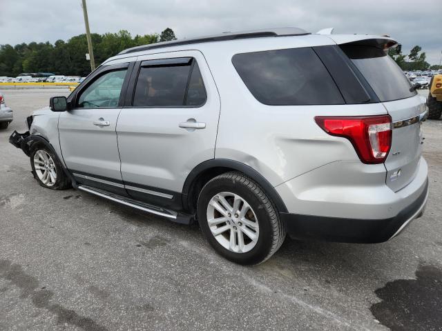 1FM5K7D83HGC63607 - 2017 FORD EXPLORER XLT SILVER photo 2