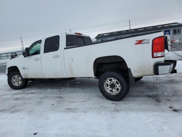 1GTHK33687F512742 - 2007 GMC NEW SIERRA K3500 WHITE photo 2