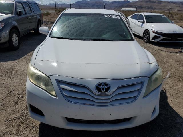 4T4BF3EK6AR052943 - 2010 TOYOTA CAMRY BASE WHITE photo 5