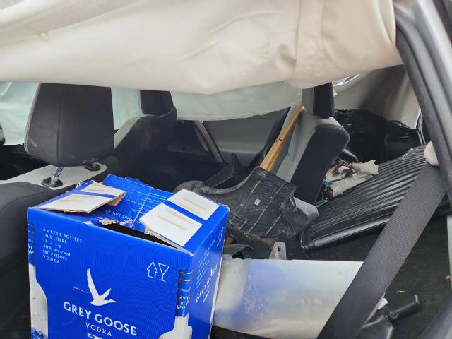 2T3WFREVXHW397628 - 2017 TOYOTA RAV4 XLE SILVER photo 10