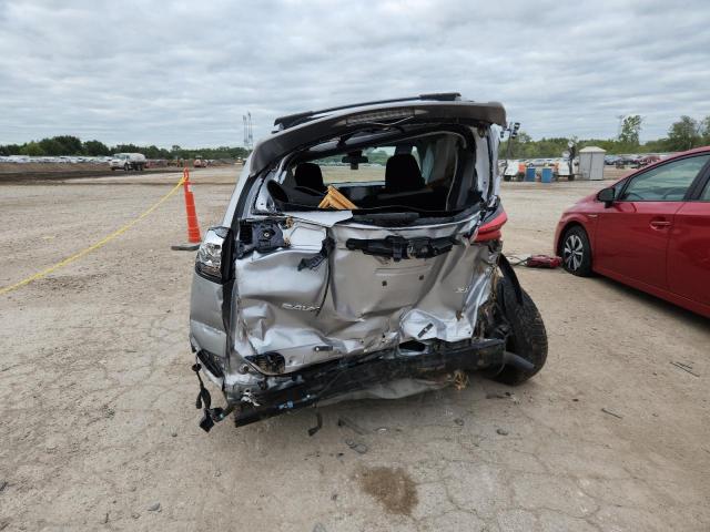 2T3WFREVXHW397628 - 2017 TOYOTA RAV4 XLE SILVER photo 6