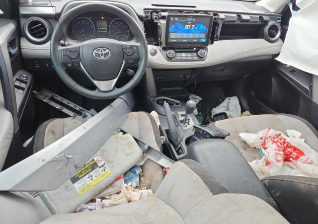 2T3WFREVXHW397628 - 2017 TOYOTA RAV4 XLE SILVER photo 8