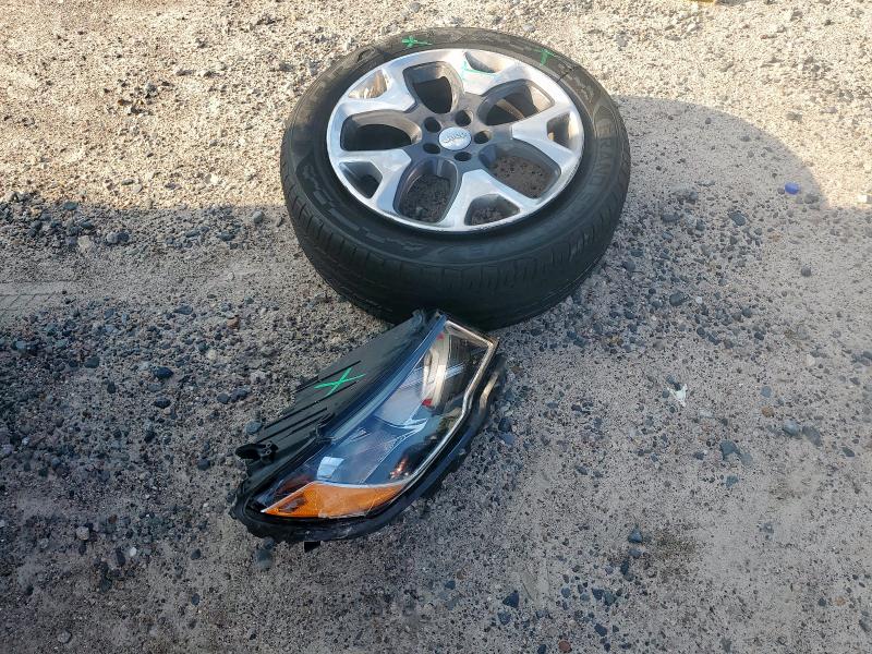 3C4NJCCB2KT662864 - 2019 JEEP COMPASS LIMITED SILVER photo 13