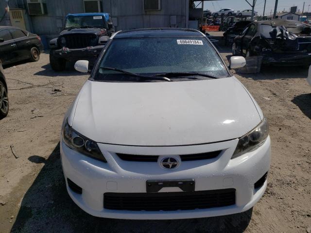 JTKJF5C71C3030337 - 2012 TOYOTA SCION TC თეთრი ფოტო 5