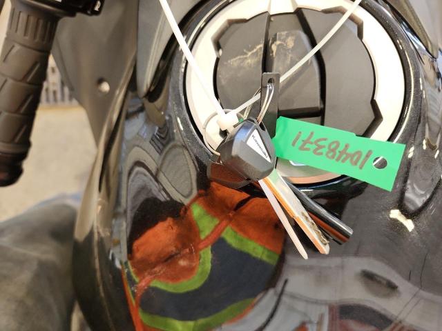 ML5EXER11SDAG0741 - 2025 KAWASAKI EX650 R BLACK photo 8