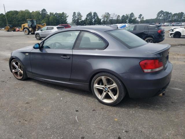 WBAUC73578VF22714 - 2008 BMW 135 I GRAY photo 2