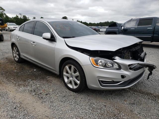 YV126MFKXG2413625 - 2016 VOLVO S60 PREMIER SILVER photo 4