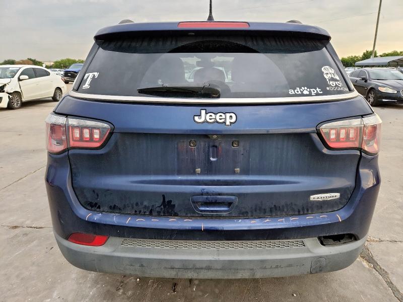 3C4NJCBB3JT287048 - 2018 JEEP COMPASS LATITUDE Bleu photo 6