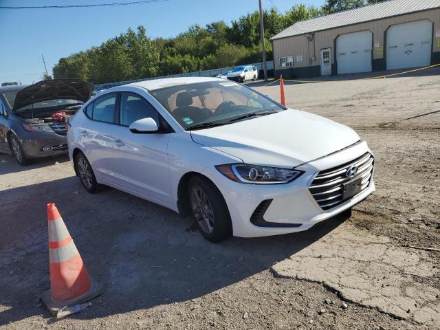 5NPD84LF8JH262905 - 2018 HYUNDAI ELANTRA SEL WHITE photo 4