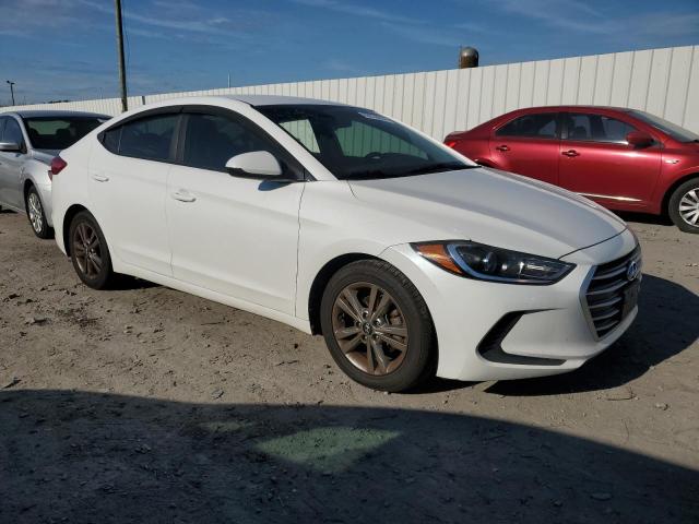 5NPD84LF8JH261401 - 2018 HYUNDAI ELANTRA SEL WHITE photo 4