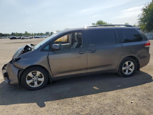 5TDKK3DC0DS350093 - 2013 TOYOTA SIENNA LE GRAY photo 1