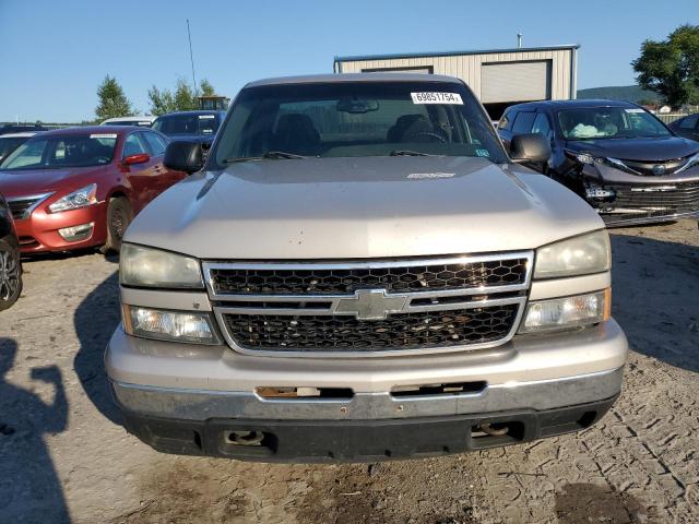 1GCEC19ZX6Z206287 - 2006 CHEVROLET SILVERADO C1500 SILVER photo 5