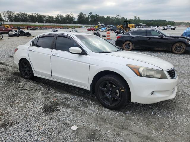 5KBCP3F84AB013815 - 2010 HONDA ACCORD EXL WHITE photo 4