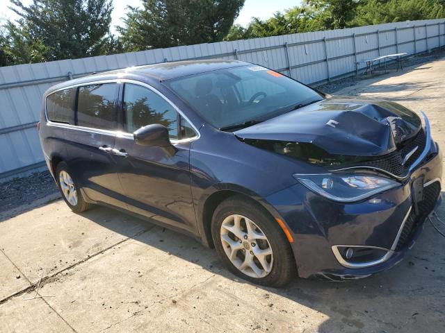 2C4RC1BG8HR811397 - 2017 CHRYSLER PACIFICA TOURING L BLUE photo 4