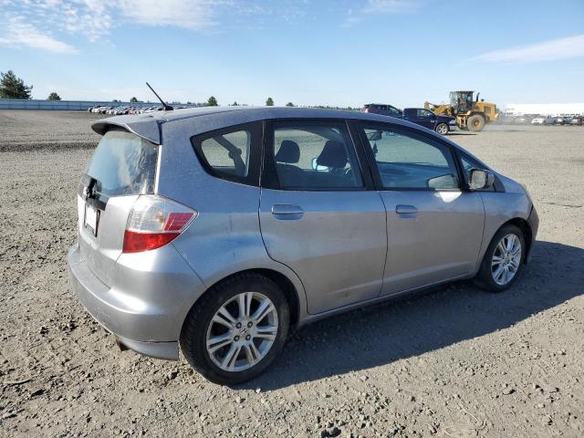 JHMGE88489S013763 - 2009 HONDA FIT SPORT SILVER photo 3