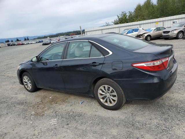 4T1BF1FK5FU965097 - 2015 TOYOTA CAMRY LE BLUE photo 2