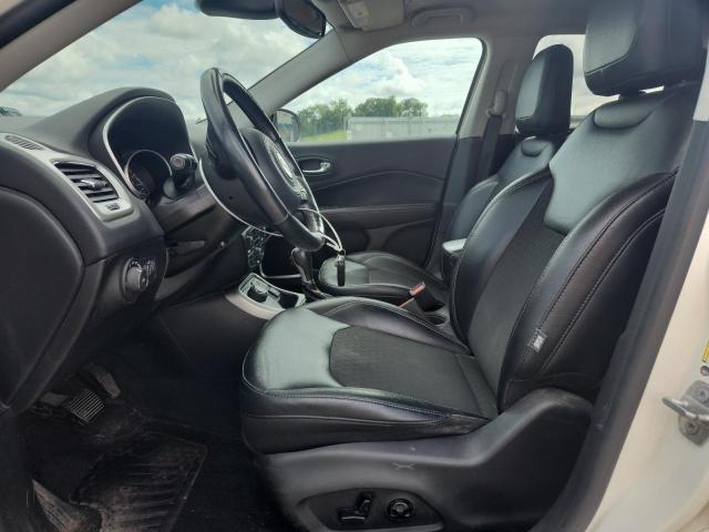 3C4NJDBB8JT207149 - 2018 JEEP COMPASS LATITUDE Biały zdjęcie 7