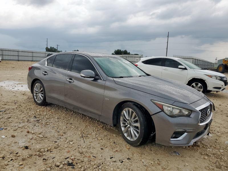 JN1EV7APXJM366329 - 2018 INFINITI Q50 LUXE GRAY photo 4