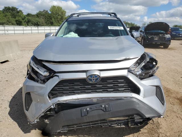 2T3RWRFV7RW240507 - 2024 TOYOTA RAV4 XLE Gümüş foto 5