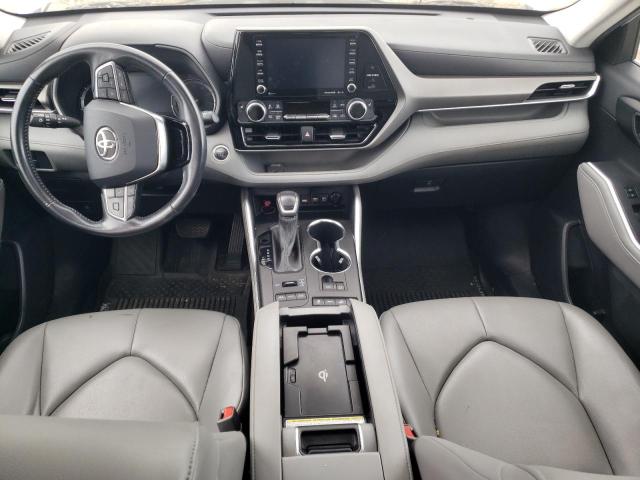 5TDGZRBH8MS060414 - 2021 TOYOTA HIGHLANDER XLE أبيض صورة 8