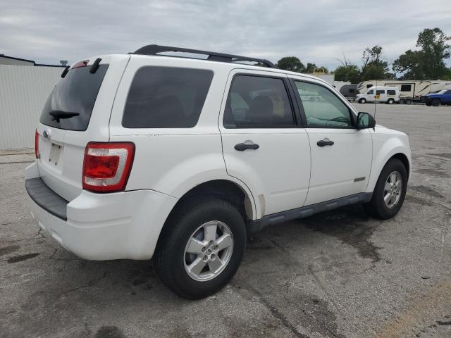 1FMCU03Z28KA77721 - 2008 FORD ESCAPE XLT WHITE photo 3