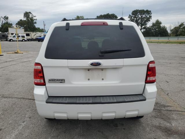 1FMCU03Z28KA77721 - 2008 FORD ESCAPE XLT WHITE photo 6