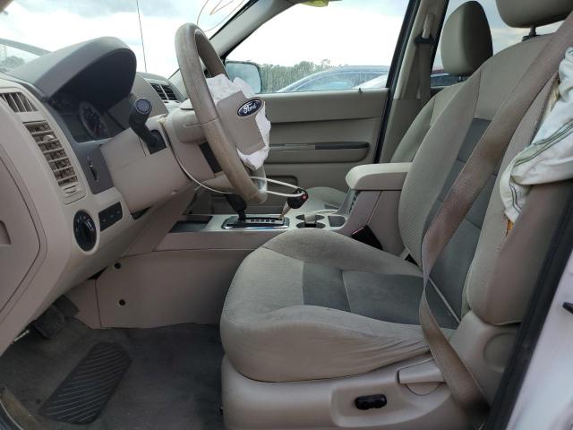 1FMCU03Z28KA77721 - 2008 FORD ESCAPE XLT WHITE photo 7