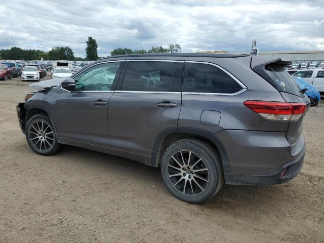 5TDKZRFH8JS536791 - 2018 TOYOTA HIGHLANDER SE ნაცრისფერი ფოტო 2