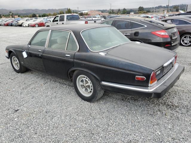 SAJAY1348FC390436 - 1985 JAGUAR XJ6 VANDEN PLAS BLACK photo 2