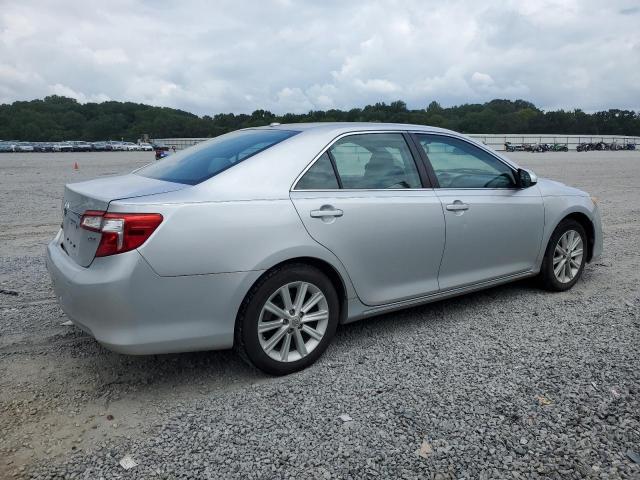 4T1BF1FK3EU342561 - 2014 TOYOTA CAMRY L SILVER photo 3
