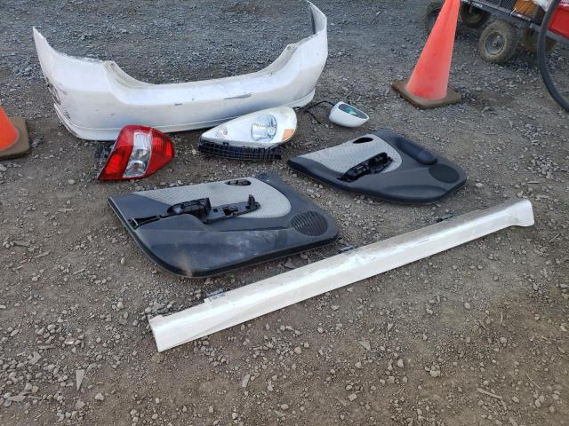 JHMGD38627S062414 - 2007 HONDA FIT S 白色 照片 12