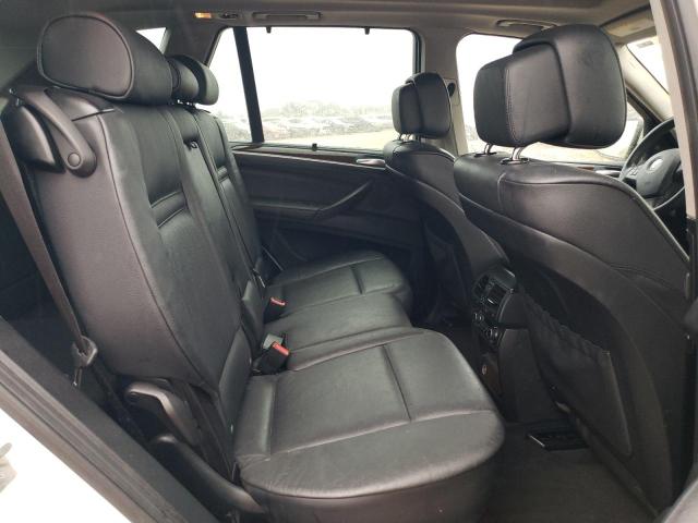 5UXZW0C54D0B90406 - 2013 BMW X5 XDRIVE35D WHITE photo 10