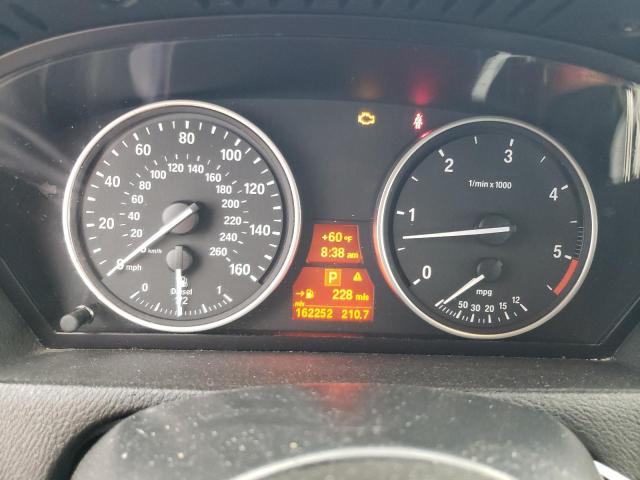 5UXZW0C54D0B90406 - 2013 BMW X5 XDRIVE35D WHITE photo 9