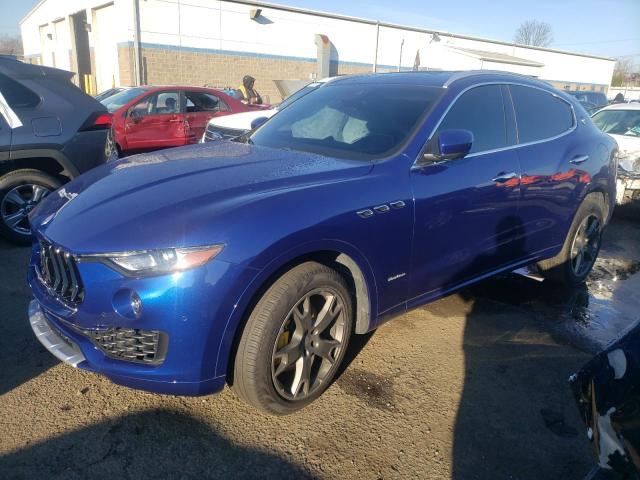 ZN661XUL6JX293527 - 2018 MASERATI LEVANTE LUXURY BLUE photo 1