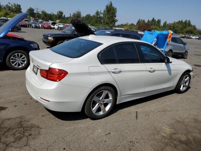 WBA3C3G53FNT52280 - 2015 BMW 320 I XDRIVE WHITE photo 3