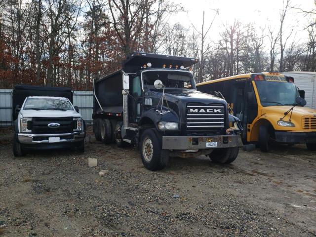 2013 MACK 700 GU700, 