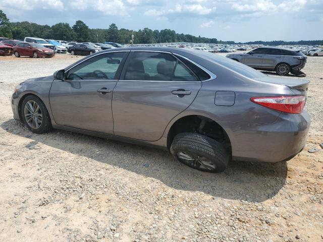 4T1BF1FK8GU240837 - 2016 TOYOTA CAMRY LE GRAY photo 2