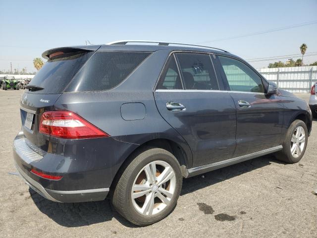 4JGDA5HB3EA407339 - 2014 MERCEDES-BENZ ML 350 4MATIC GRAY photo 3
