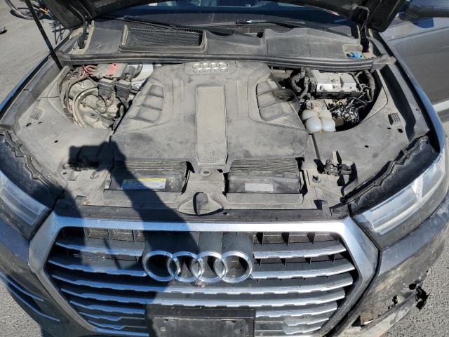 WA1VAAF79JD036156 - 2018 AUDI Q7 PRESTIGE Сірий фото 12
