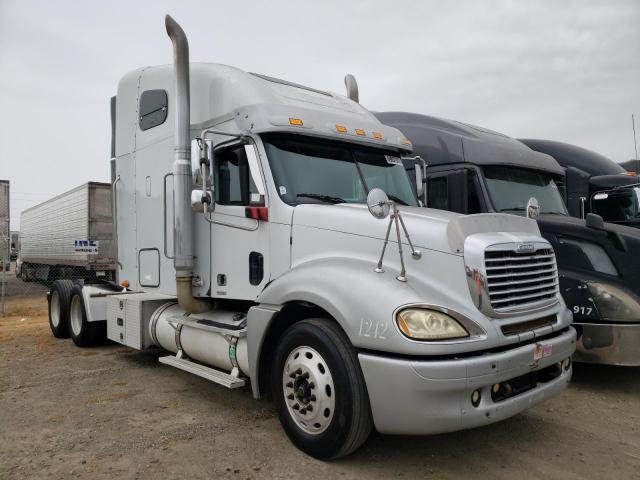 1FUJA6AV27LX79384 - 2007 FREIGHTLINER CONVENTION COLUMBIA SILVER photo 1