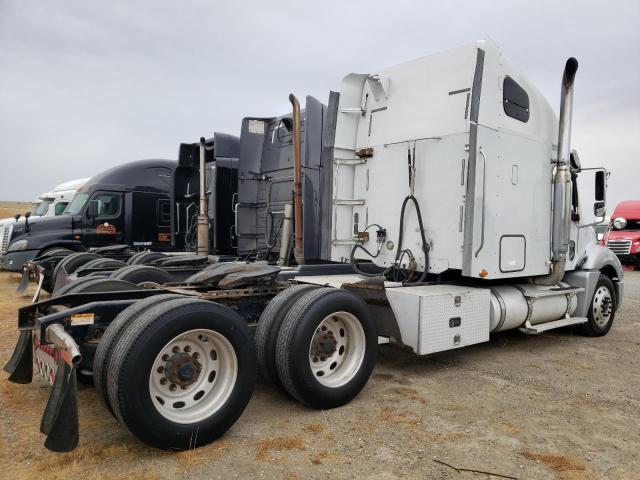 1FUJA6AV27LX79384 - 2007 FREIGHTLINER CONVENTION COLUMBIA SILVER photo 4